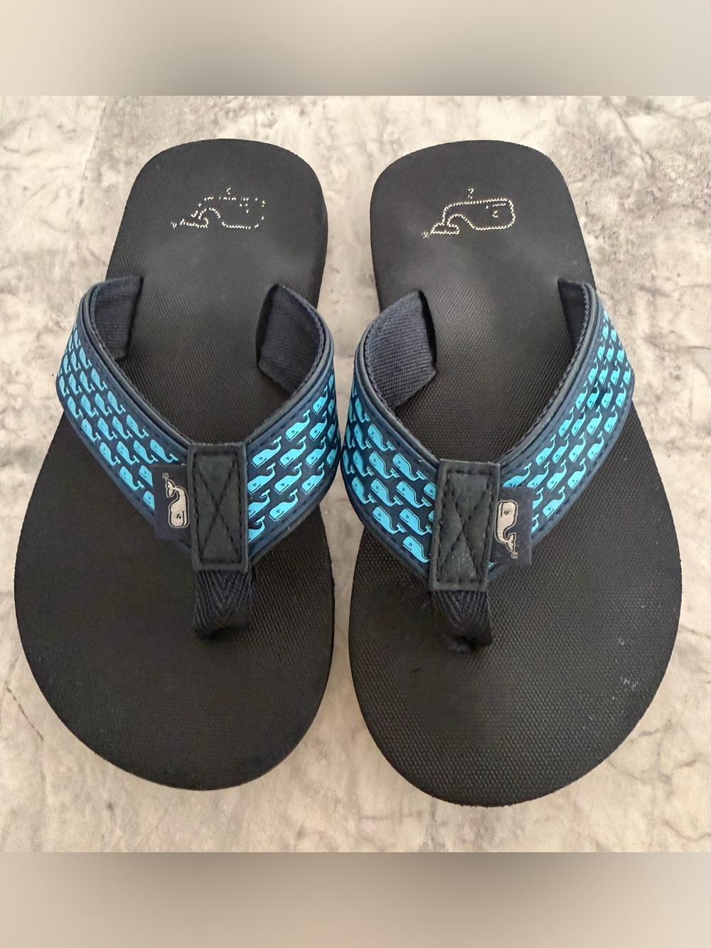 Kids Vineyard Vines Flip Flops (youth size 2)